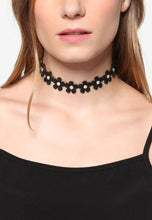 Load image into Gallery viewer, Flower Choker
